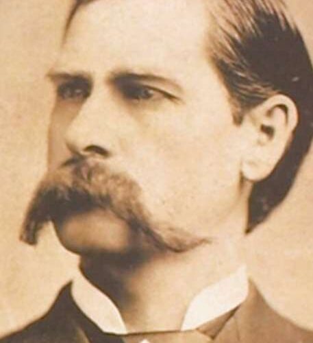 Wyatt Earp, Sang Legenda Hukum di Wild West